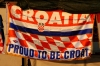  Chorwaci są ogromnymi patriotami. Chętnie wywieszają flagi narodowe, a w radio dominuje chorwacka muzyka.