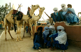 algieria-tuaregowie z wielbladem.jpg