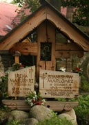 grob marusarzow na zakopianskim cmentarzu.jpg